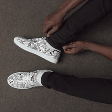 Load image into Gallery viewer, Spaghetti Comic B&W Men’s canvas shoes